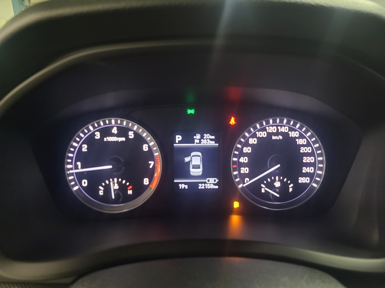 1tq8r3s284v9.jpg