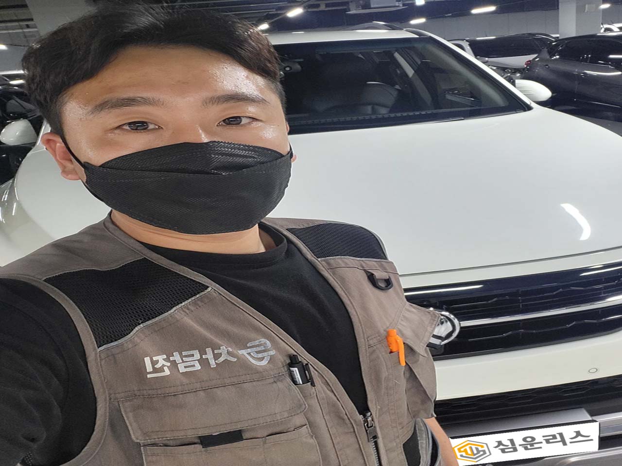 흰색 렉스턴 스포츠 중고차리스 안전하게!