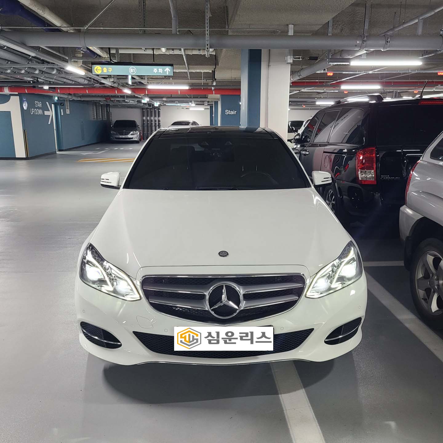 킬로수 짧고 신차 같은 벤츠 E300 중고차리스 후기