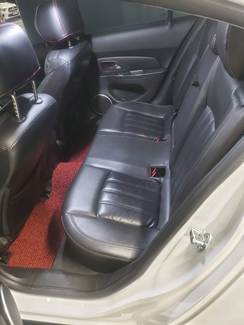 359i3xpu8trm.jpg
