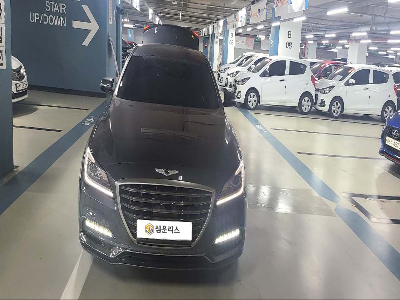 제네시스 G80 중고차리스 가장 신차 같은 것으로~