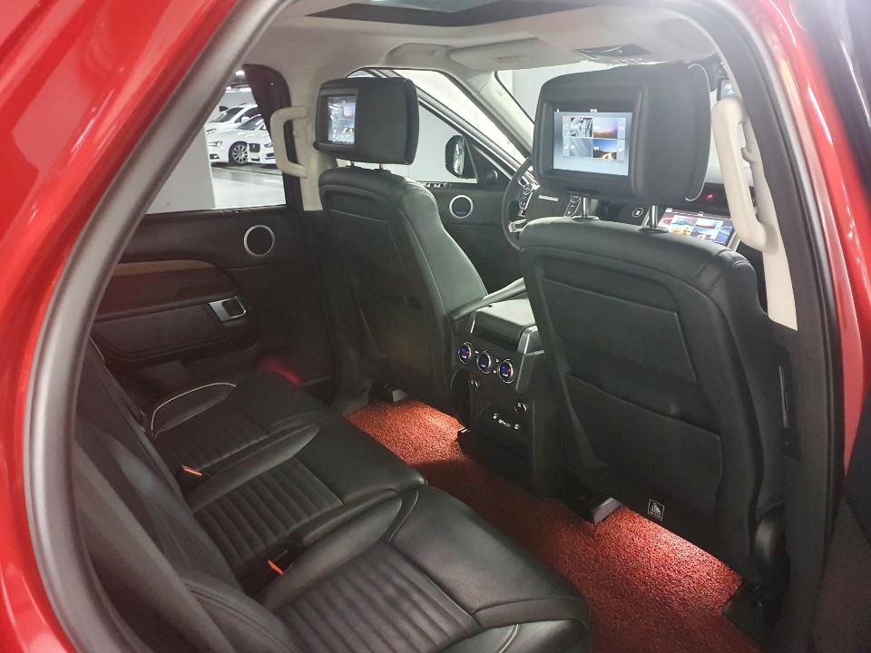44v89t8uf5ux.jpg